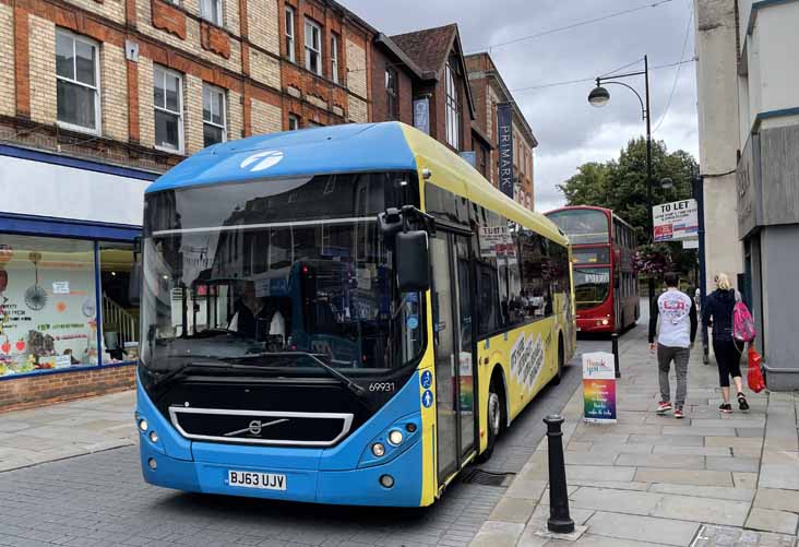 First Berkshire Volvo 7900H 69931
